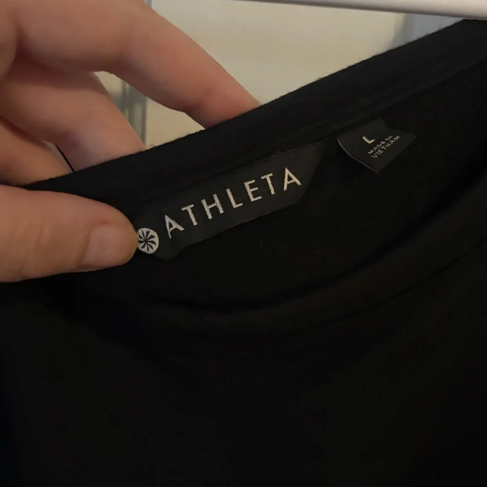 Athleta Unwind Crop Sweatshirt Short Sleeve Top in Black, Women’s Size Large (L) - Picture 2 of 8